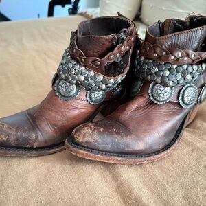 Women’s Liberty Black Delano Belted Distressed Leather Boots